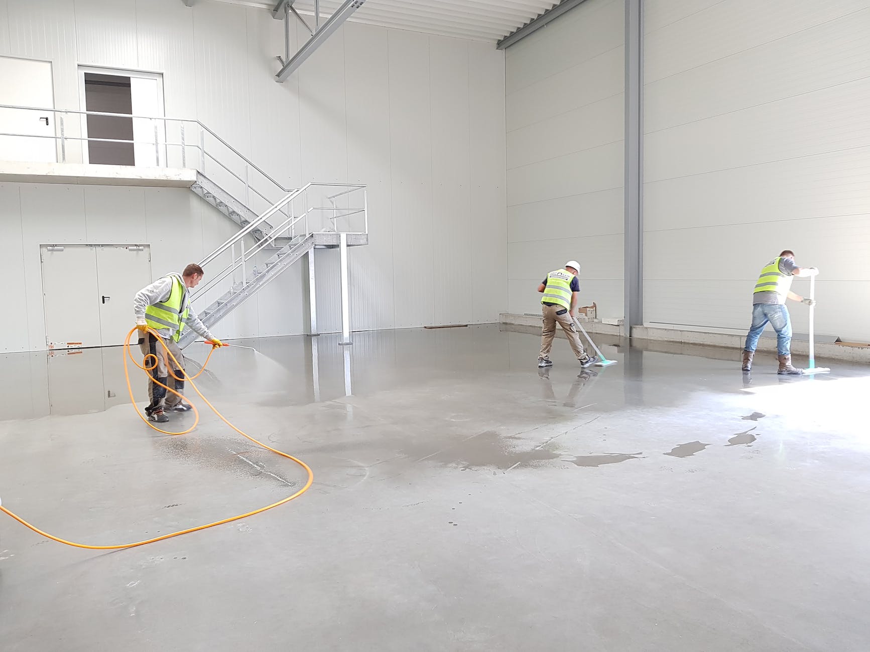 building cleaning service